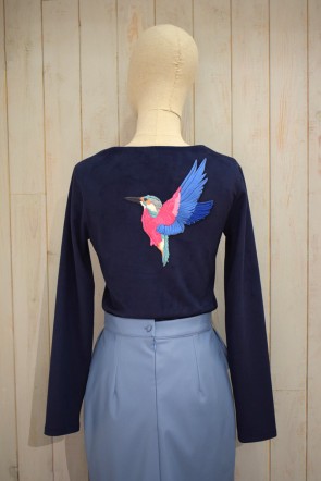 comprar online jersey antelina azul con para bordado grande en espalda y manga larga para combinar con faldas y pantalones para invitadas de fiesta eventos bodas coctel de apparentia