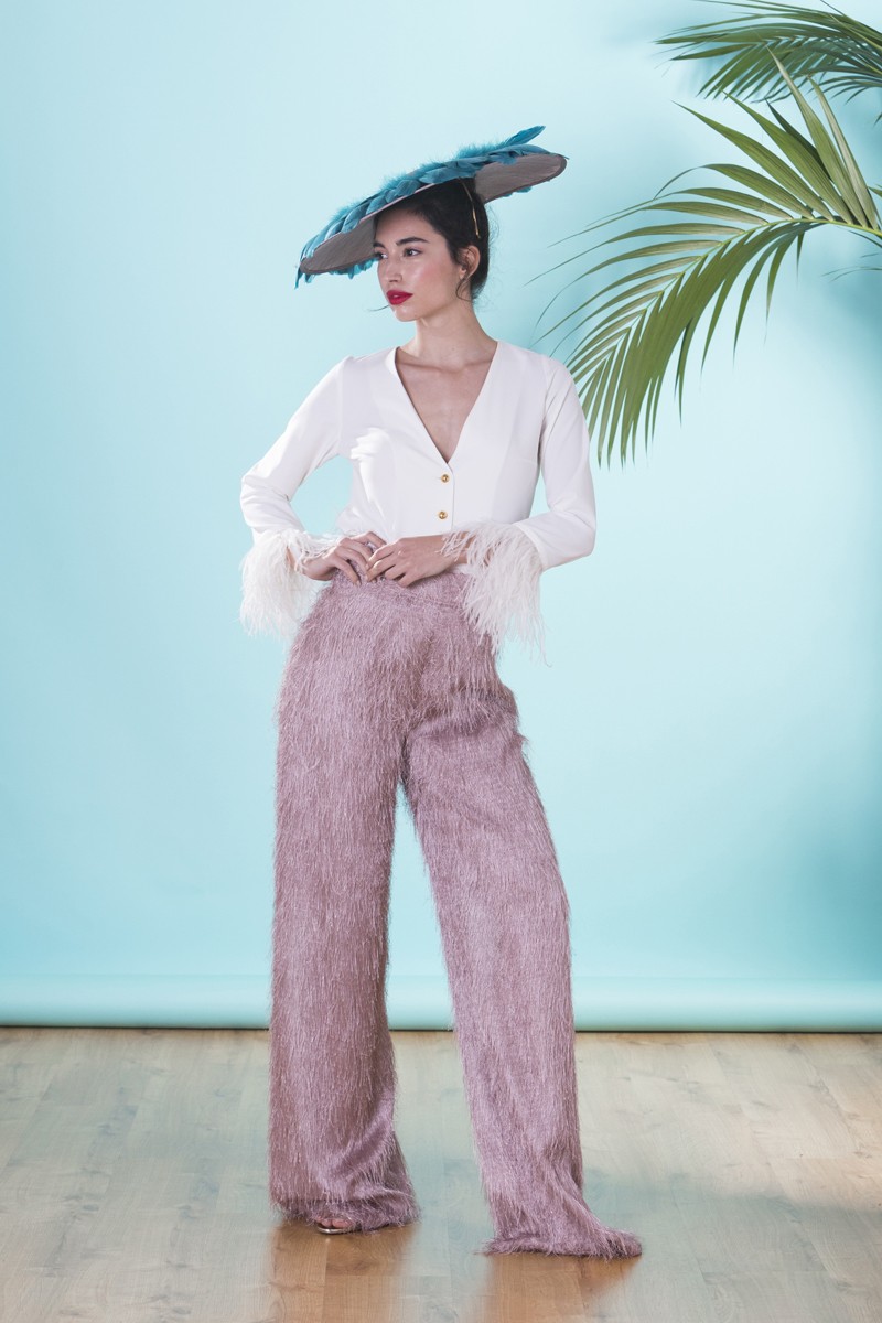 blusa con plumas  para invitada a boda, fiesta, bautizo, comunion, evento, graduacion, bbc de apparentia