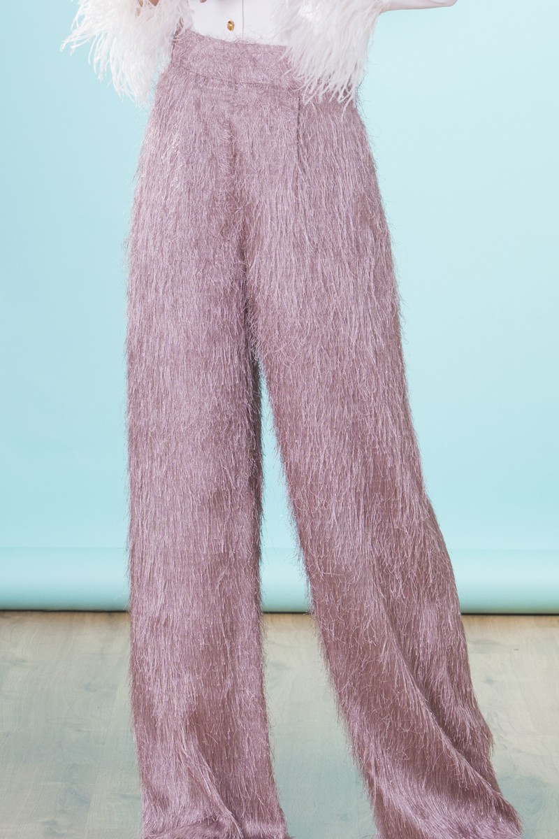 comprar online pantalon de fiesta rosa palo en tejido de flecos con lurex para invitada a boda, bautizo, comunion, graduacion de apparentia
