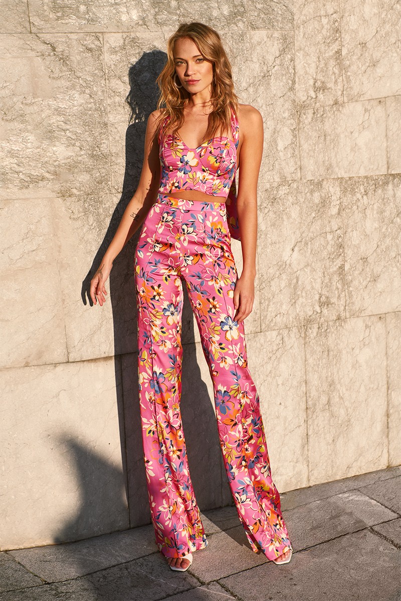 Comprar conjunto top y pantalón palazzo estampado flores rosa para invitada de boda bautizo comunion fiesta graduacion