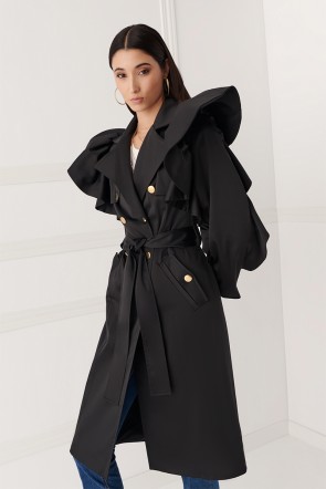 comprar online trench color negro con volante en hombro y manga para otono invierno perfecta para ir a trabajar o salir con tus amigas