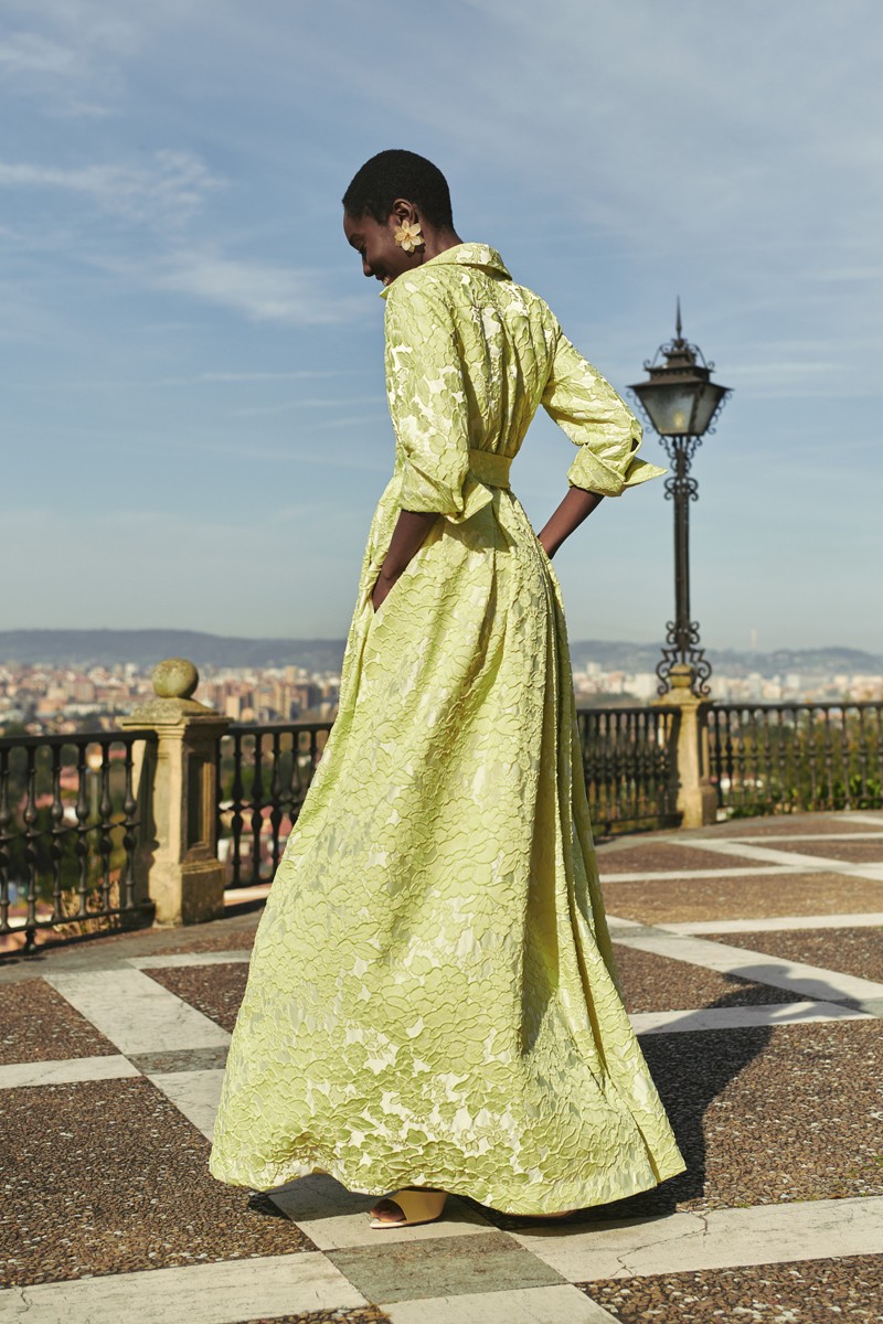 comprar Vestido de fiesta  largo camisero en tejido brocado lima para invitada a boda, madrina, hermana de la novia o hermana del novio