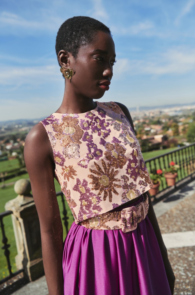 comprar top con gasa lentejuelas cruzadocomprar top con gasa lentejuelas en tonos melocoton, dorado y morado, con espalda cruzada para invitadas a boda de dia, noche, bautizo, comunion, graduacion, navidad, shoponline, apparentia, confirmacion, boda 